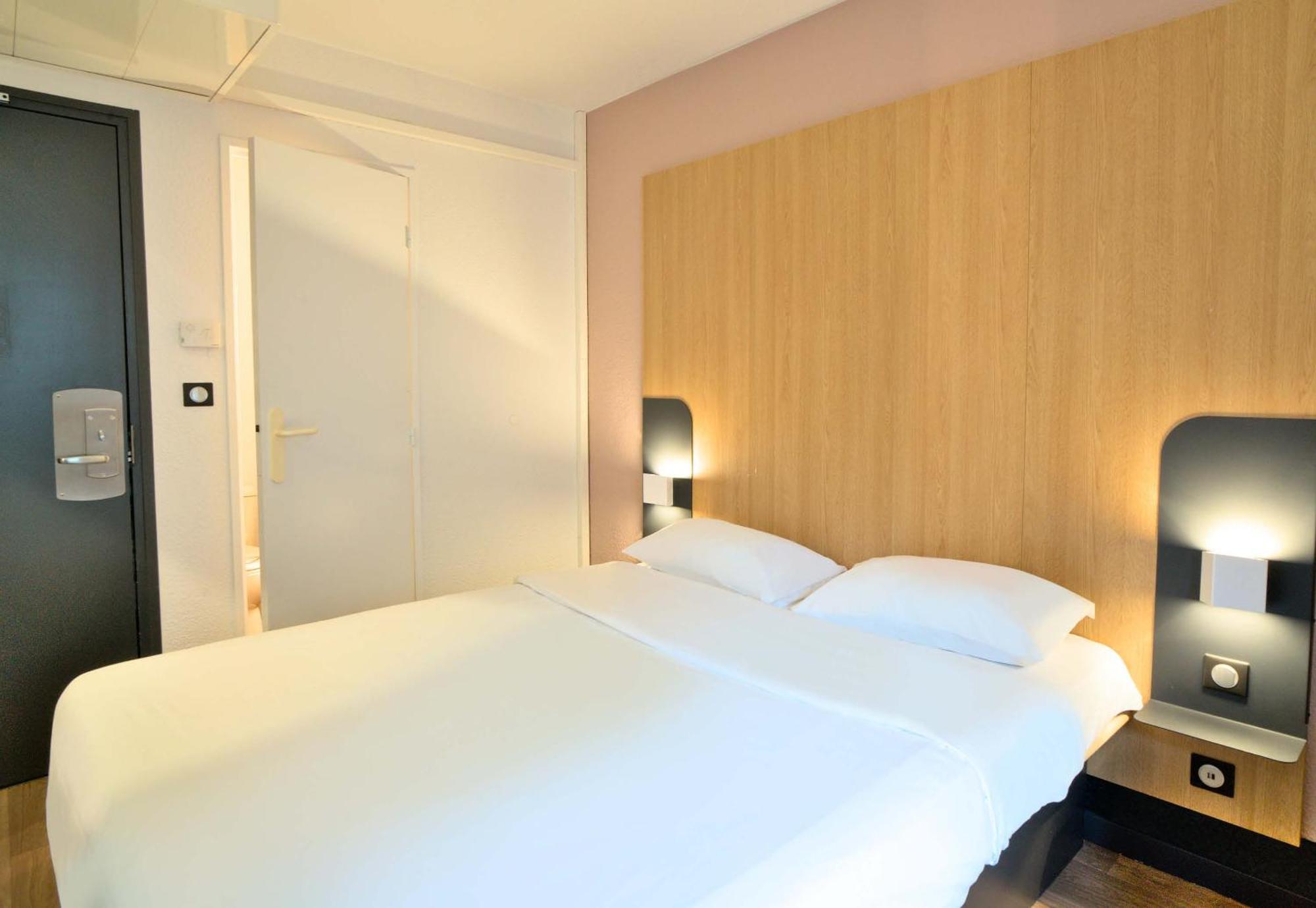 B&B Hotel Dreux Centre Eksteriør bilde
